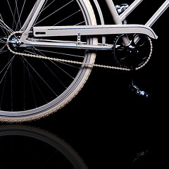 Image showing Old refurbished retro bike - Details