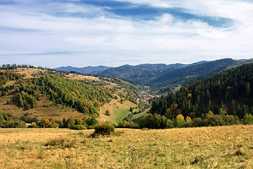 Image showing Autumn valley