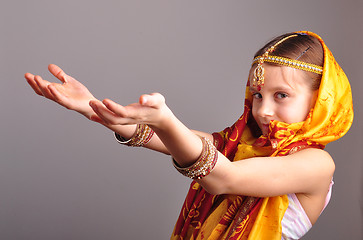 Image showing little girl in traditional Indian clothing and jeweleries