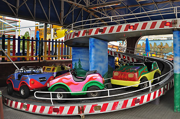 Image showing car rides in amusement park
