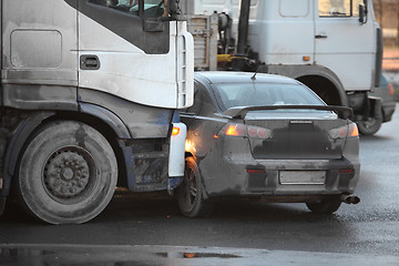 Image showing  clash truck and car