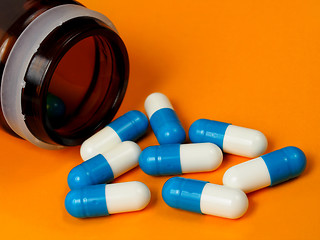 Image showing Blue and white capsules