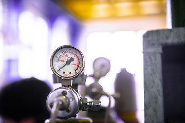 Image showing Manometer of an air compressor