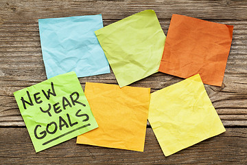 Image showing New Year goals note