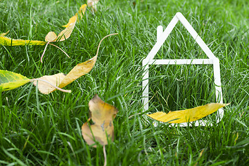 Image showing Model house made on green grass