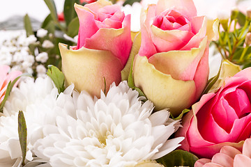 Image showing Bouquet of fresh pink and white flowers