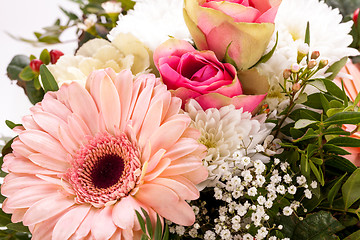 Image showing Bouquet of fresh pink and white flowers