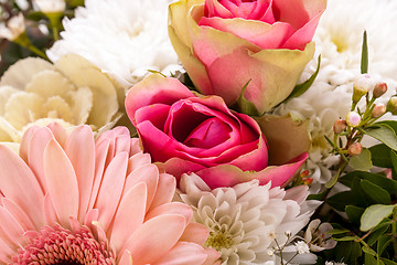 Image showing Bouquet of fresh pink and white flowers