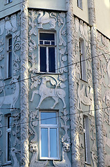 Image showing Patterns on the building