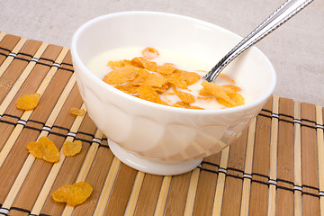 Image showing Healthy breakfast. Bowl with corn flakes.