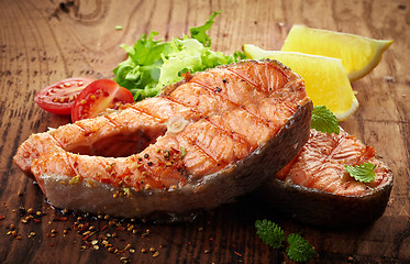 Image showing grilled salmon steak slices