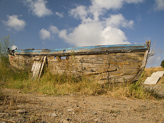 Image showing Old nautical vessel - abandoned on the dry land