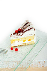 Image showing whipped cream and ribes dessert cake slice