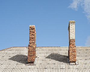 Image showing chimney on the roof