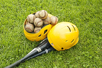 Image showing baseball equipment