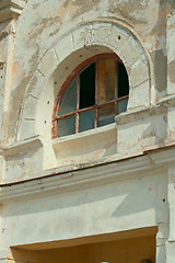 Image showing old dirty broken window