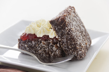 Image showing Cream Lamington