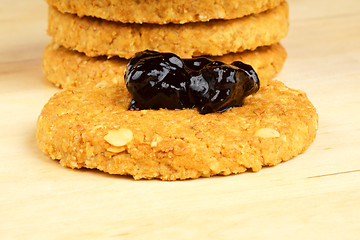 Image showing Crunchy cookies