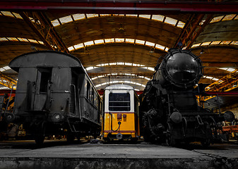 Image showing Old industrial locomotive in the garage