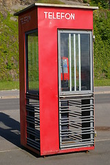 Image showing Norwegian telephone box