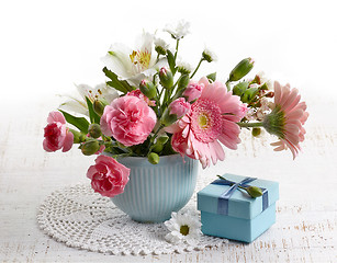 Image showing ouquet of flowers and gift box