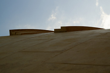 Image showing building curving to the sky