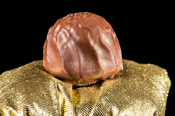 Image showing Chocolate bonbon