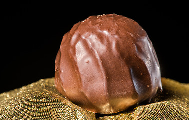 Image showing Chocolate bonbon