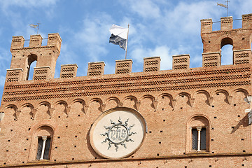 Image showing Siena Town Hall (Palazzo Comunale) detail