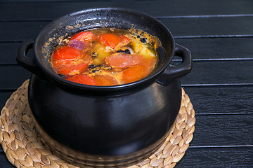 Image showing Soup in the black saucepan