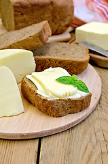 Image showing Sandwich with cheese suluguni and basil