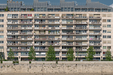 Image showing Texture of a building outdoors