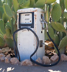 Image showing Old style fuel pump