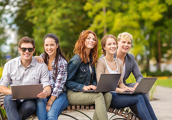 Image showing group of students or teenagers hanging out