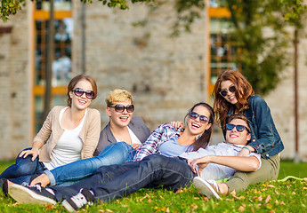 Image showing group of students or teenagers hanging out