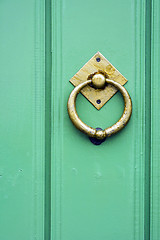 Image showing Green door