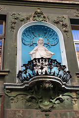 Image showing sculpture of mother Maria in the building