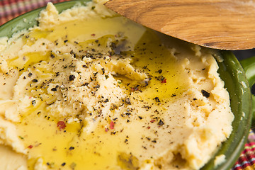 Image showing A bowl of creamy hummus