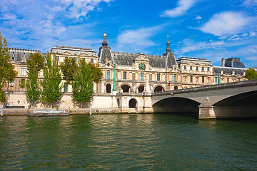 Image showing Louvre museum