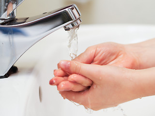 Image showing Washing hands 