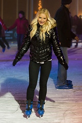 Image showing Girl is ice skatin