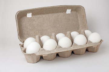 Image showing Eggs in a case