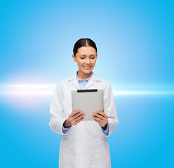 Image showing female doctor without stethoscope and tablet pc