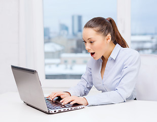 Image showing surprised businesswoman with laptop
