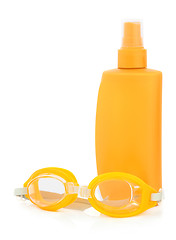 Image showing Sunscreen and Goggles