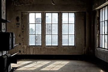 Image showing Industrial interior with br light