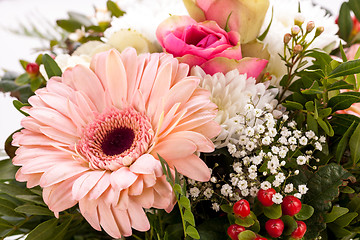 Image showing Bouquet of fresh pink and white flowers