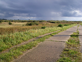 Image showing Field's road