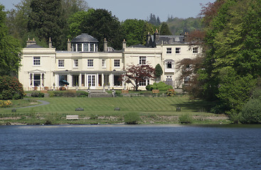 Image showing large house