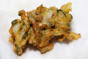 Image showing Fresh fried onion bhaji